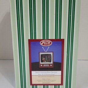 The San Francisco Music Box Santa in Spinning Water Television - 8 Songs